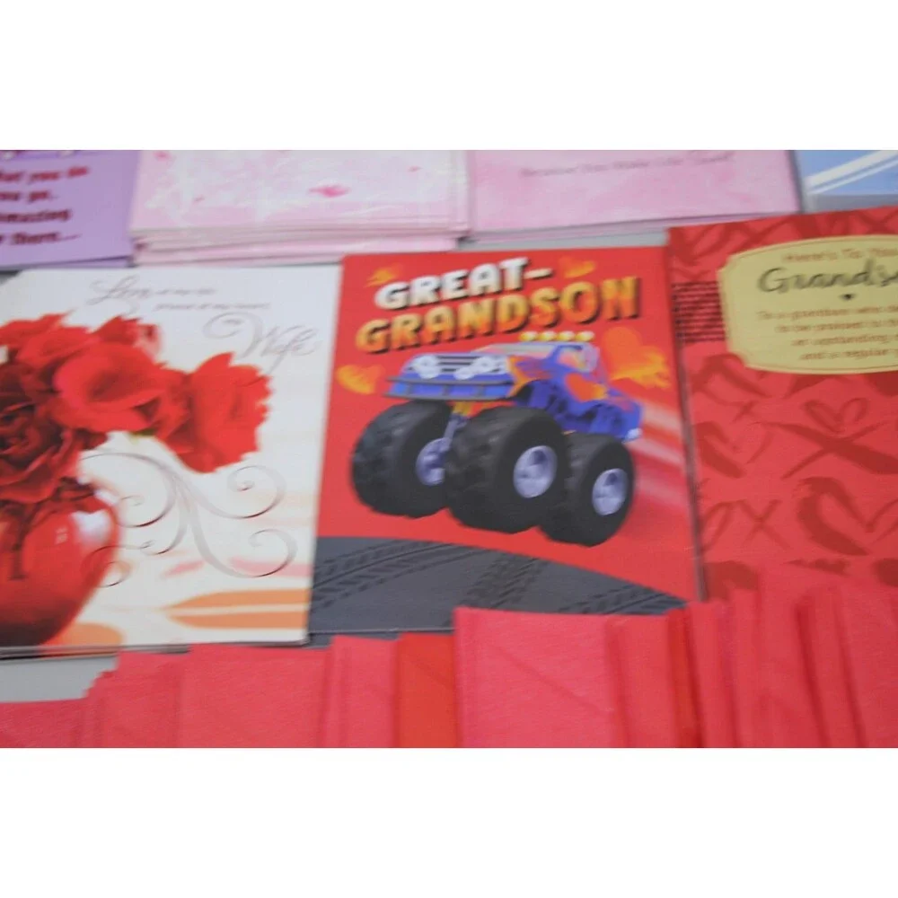 Lot of 97 Hallmark Valentine's Day Cards 1/Envelopes Retail Sale New FANCY Lot 1